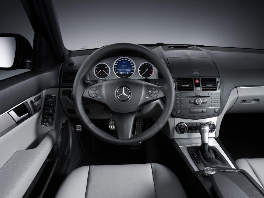  Mercedes-Benz C-Class 2007 года  (фото 203 из 413)